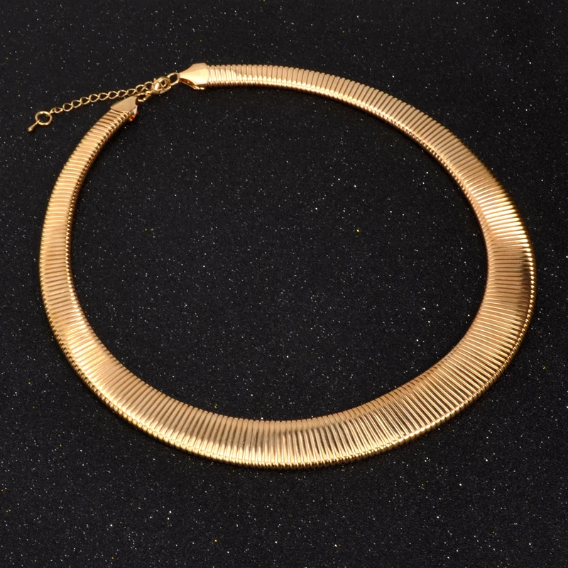UDDEIN Maxi color Oro girocollo in Autunno la moda di visualizzazione gioielli dichiarazione choker collana per le donne Nuovo design Vintage Colletto